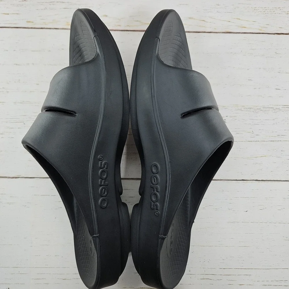Oofos OOahh Mens‎ Size 10 Black  Recovery Summer Slide Sandals Arch Support